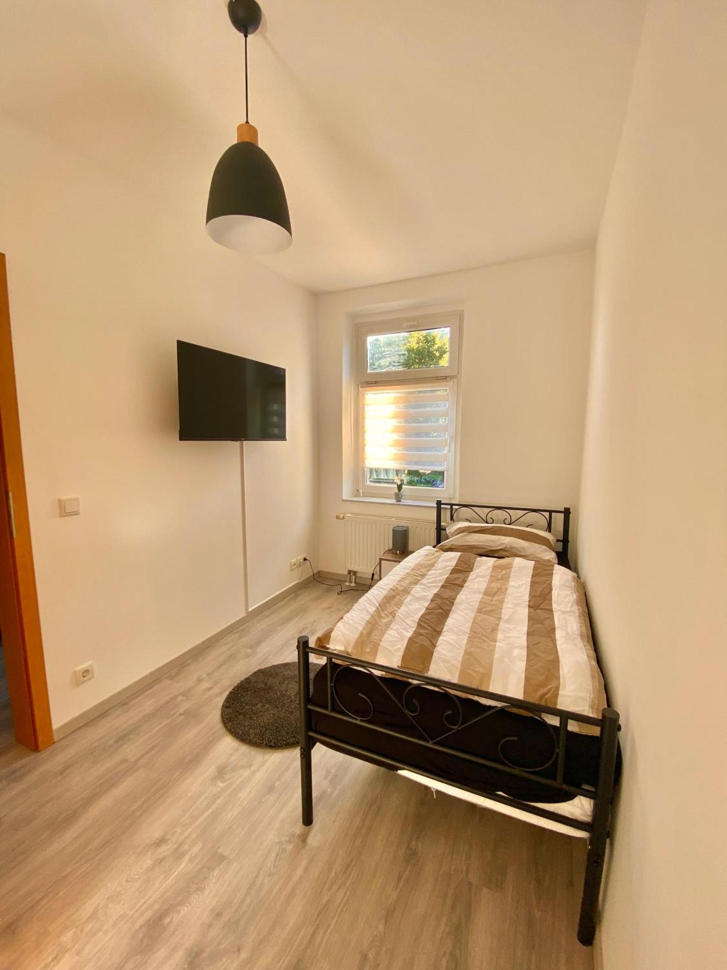 Schoene 3-Zimmer Monteurswohnung Im Sueden Von Leipzig Eg Buitenkant foto