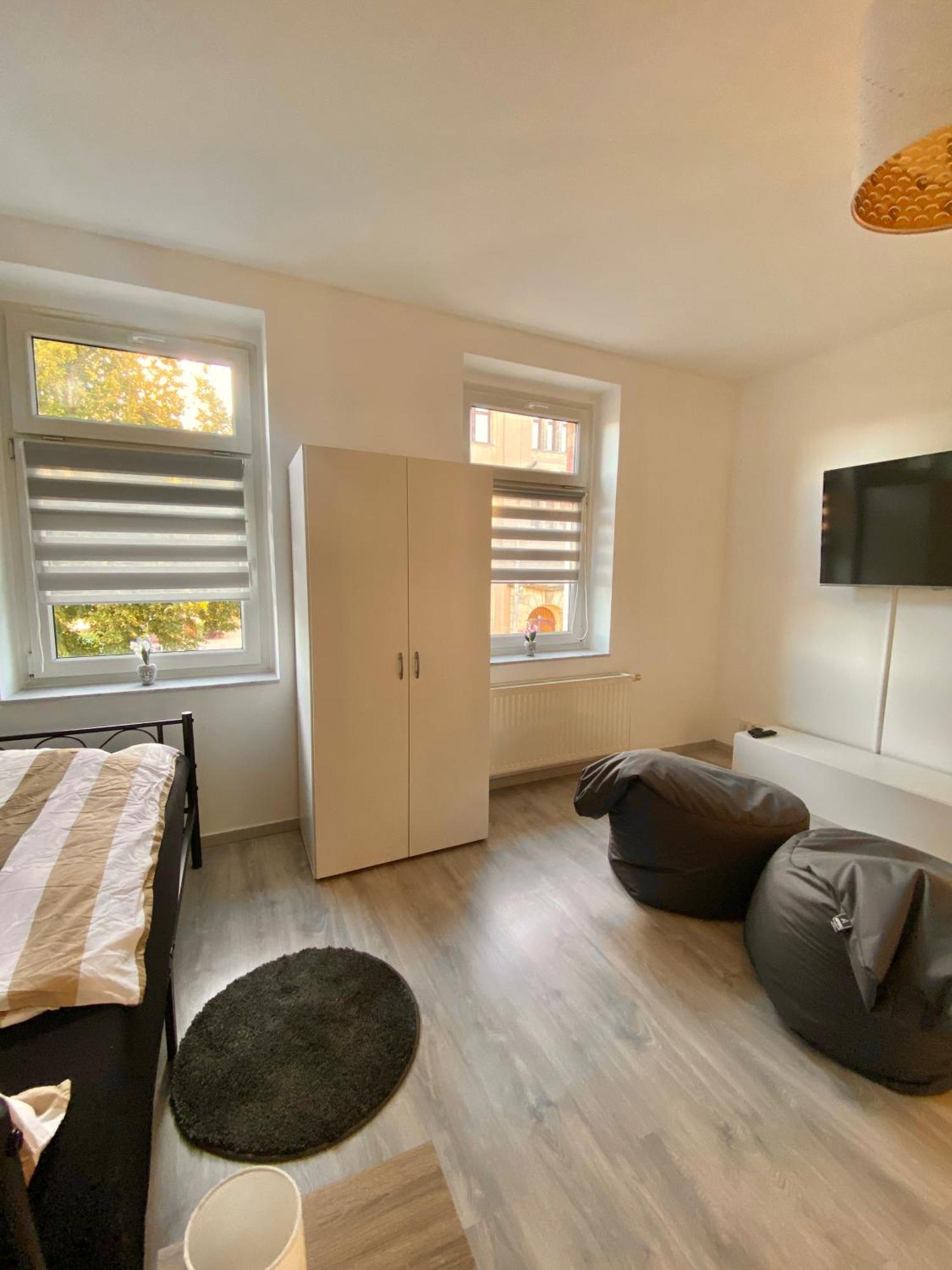 Schoene 3-Zimmer Monteurswohnung Im Sueden Von Leipzig Eg Buitenkant foto