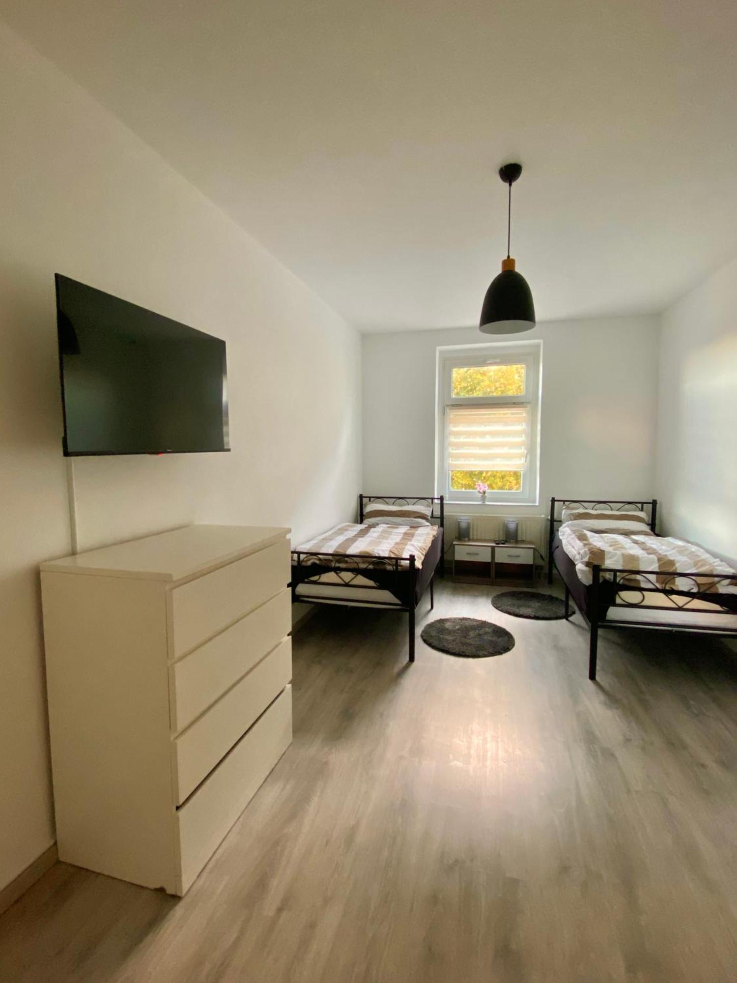 Schoene 3-Zimmer Monteurswohnung Im Sueden Von Leipzig Eg Buitenkant foto
